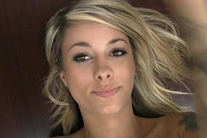 欧美熟女reagan foxx Porn