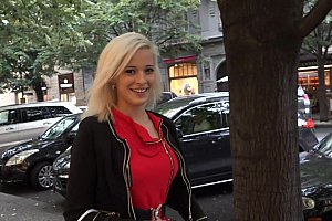 饥渴少妇videsi麻豆专辑 Porn